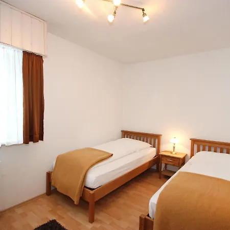 Am Birkenhain.2 Apartment *